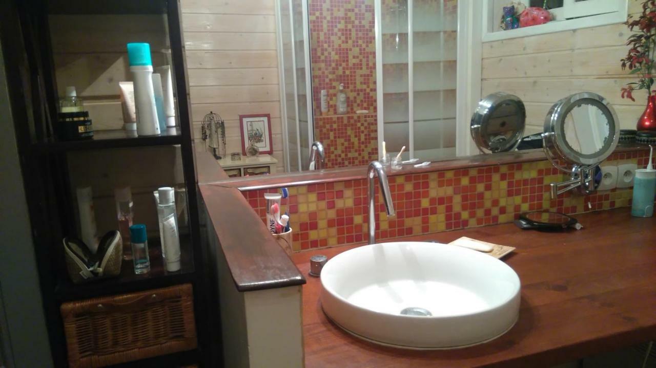 Chambre Privee Chez Un Particulier Saint-Sébastien-sur-Loire Екстериор снимка